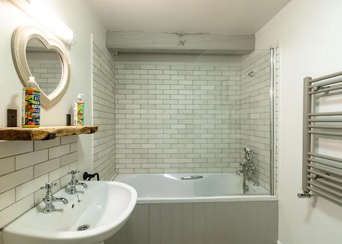 2 Bed In Oc-ds127 Vakantiehuis